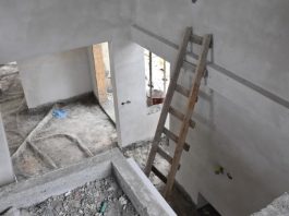 חיפוי וריצוף לבריכות שחייה: המדריך המלא